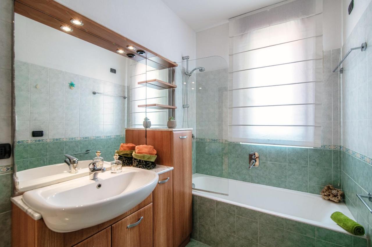 Joivy Splendid Flat W Terrace Near Lake Como Buitenkant foto