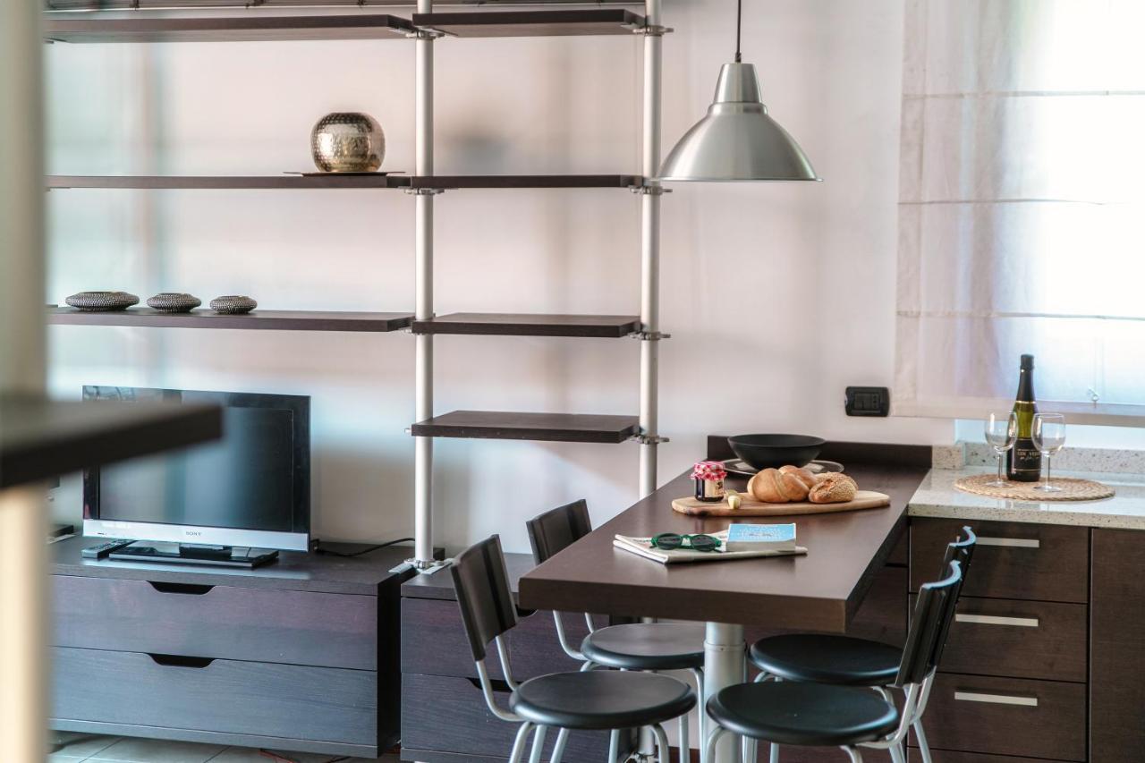 Joivy Splendid Flat W Terrace Near Lake Como Buitenkant foto